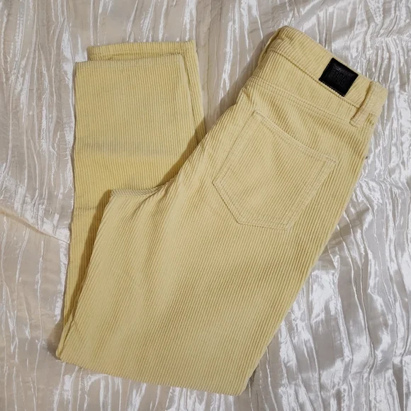 BDG Mom Straight Leg Highrise Yellow Corduroy Size 29 - Picture 5 of 12